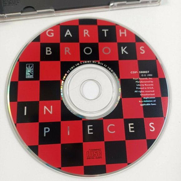 Garth Brooks In Pieces CD -Country *MINIMAL WEAR - Picture 8 of 12